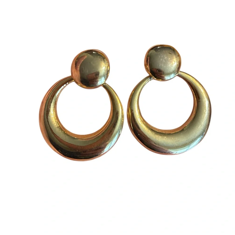 ✨ 3/$15 ✨ Gold Tone Round Knocker Earrings